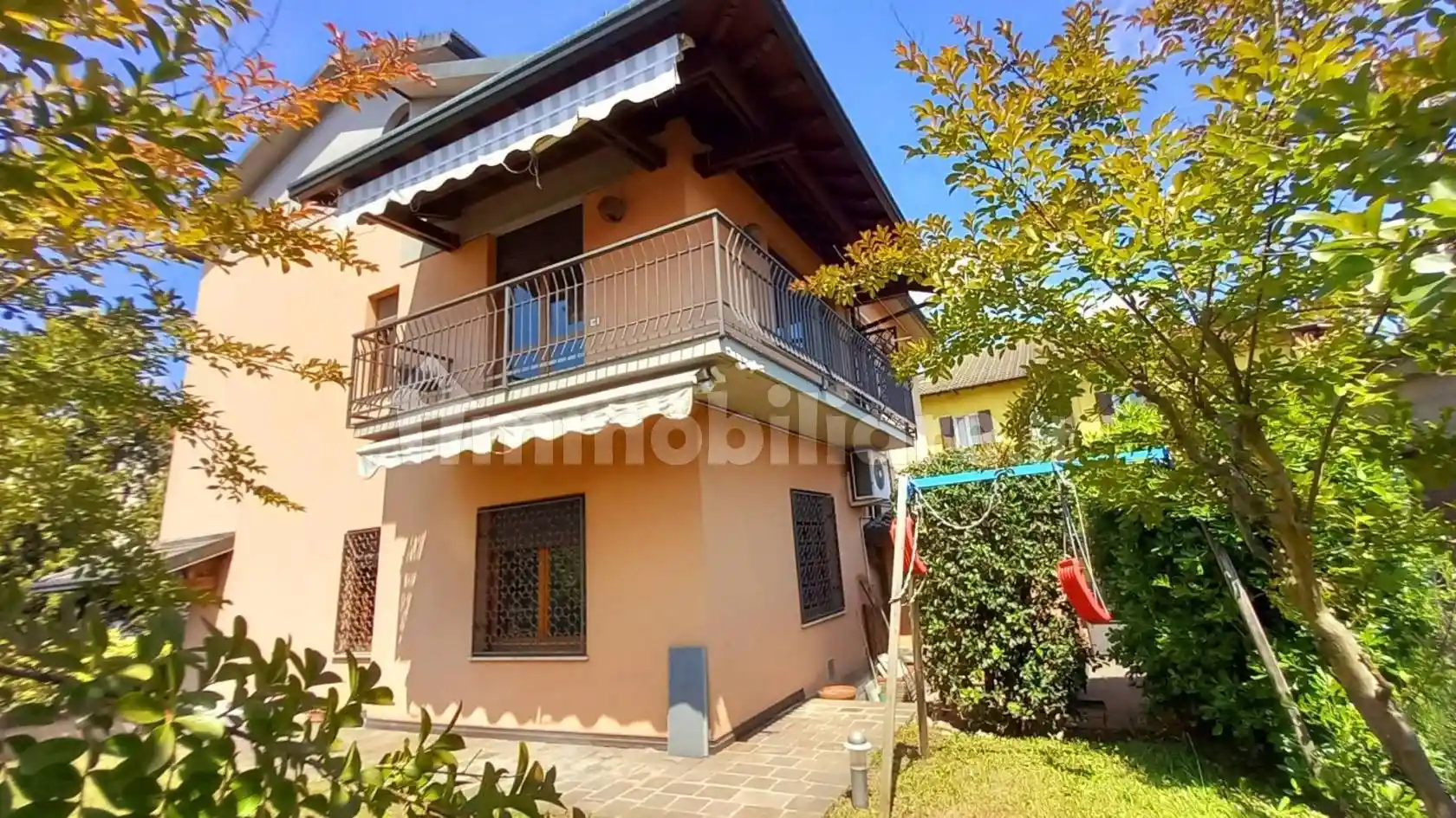 Villa in vendita a Cermenate