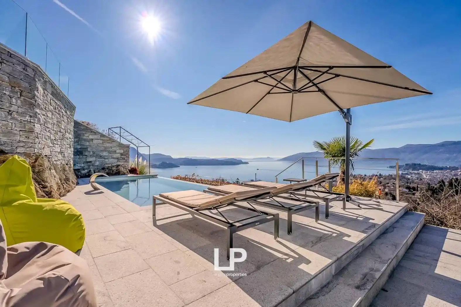 Villa in vendita a Ghiffa