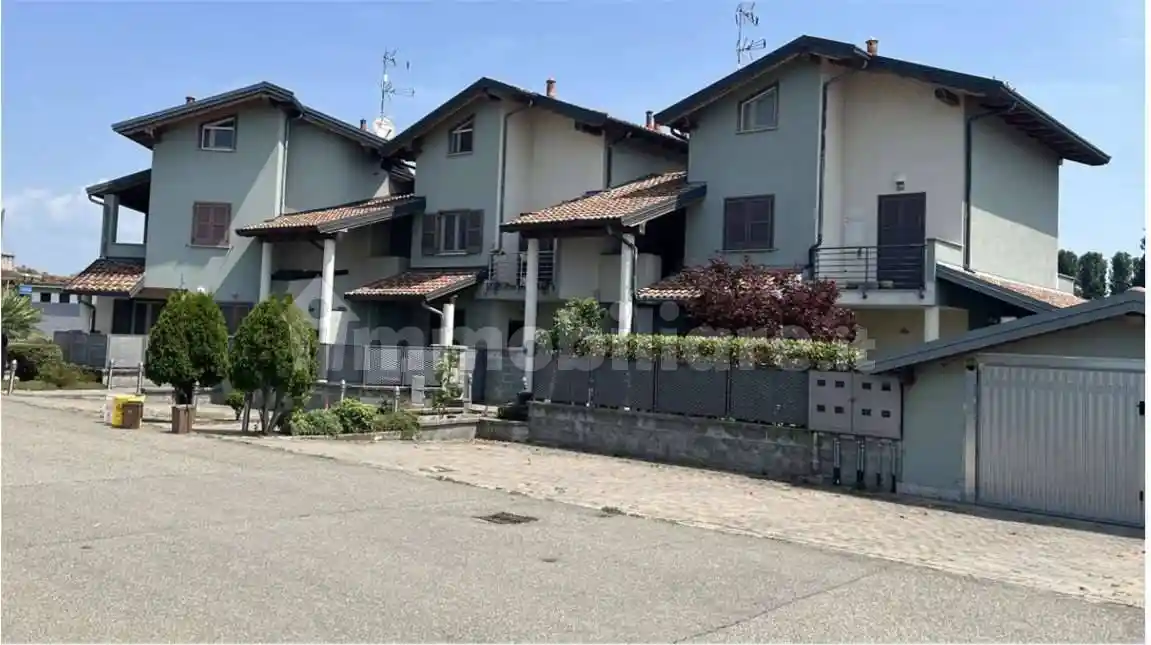 Appartamento in vendita a Casaleggio Novara