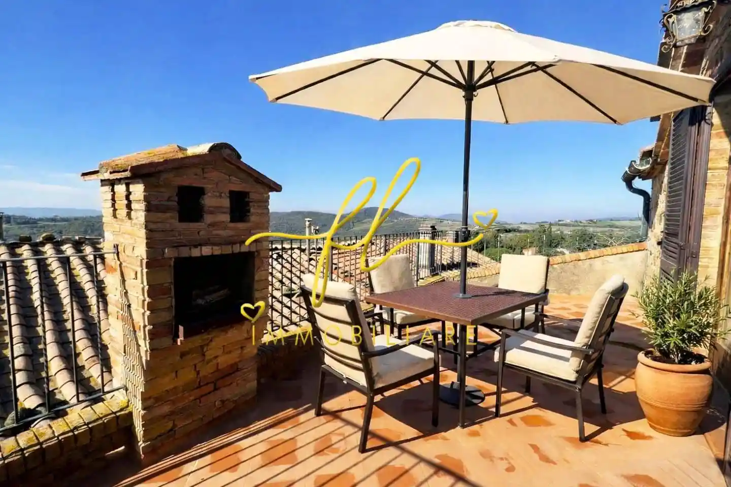 Casa indipendente in vendita a Pomarance