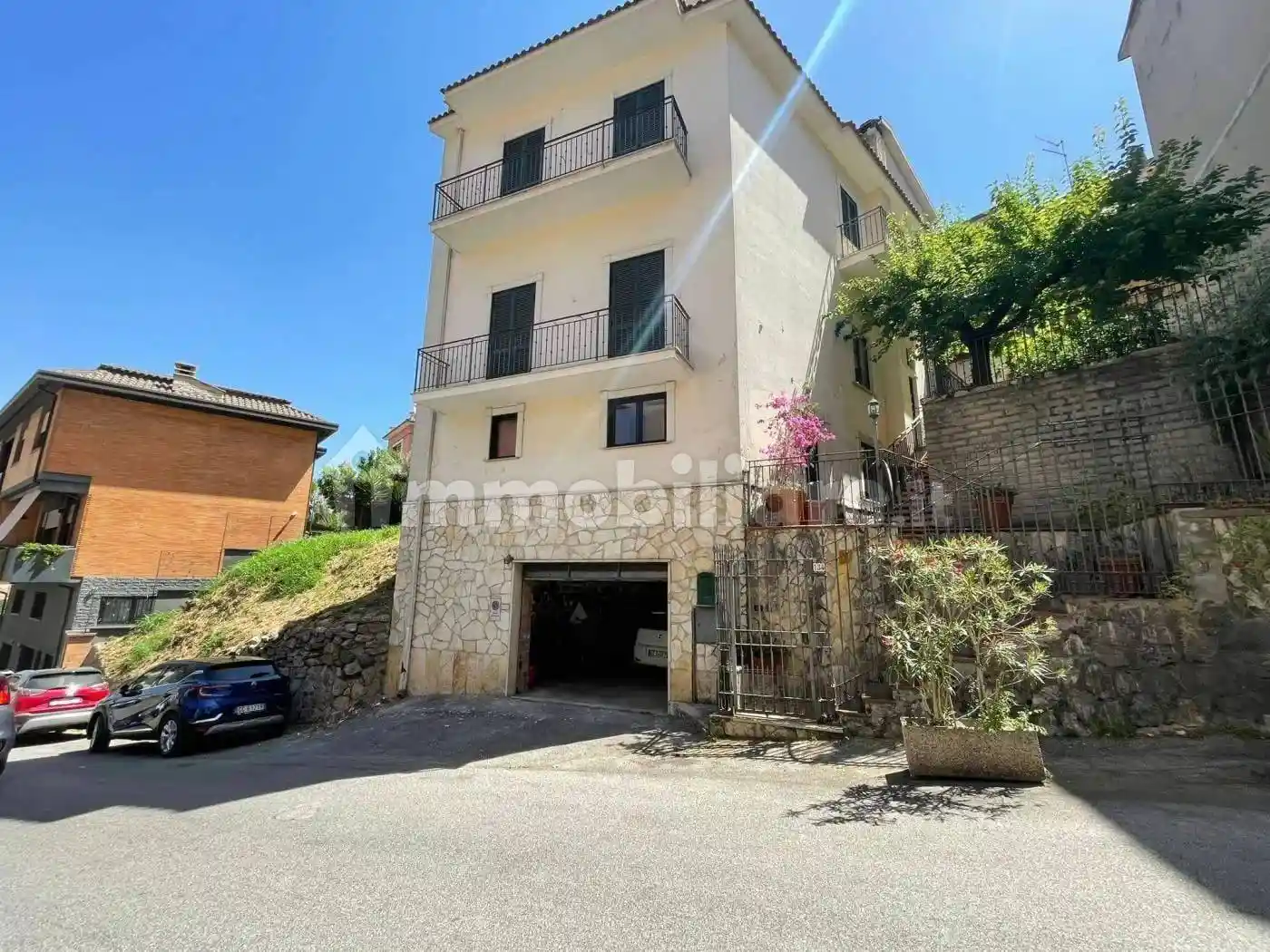 Casa indipendente in vendita a Frosinone