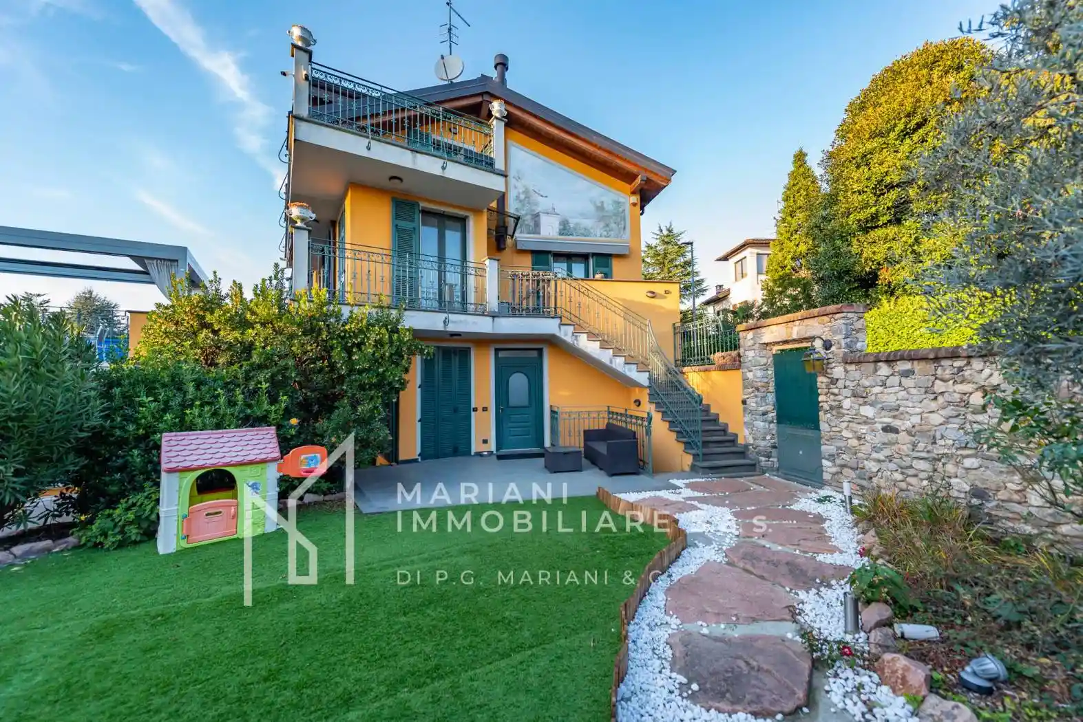 Villa in vendita a Morazzone