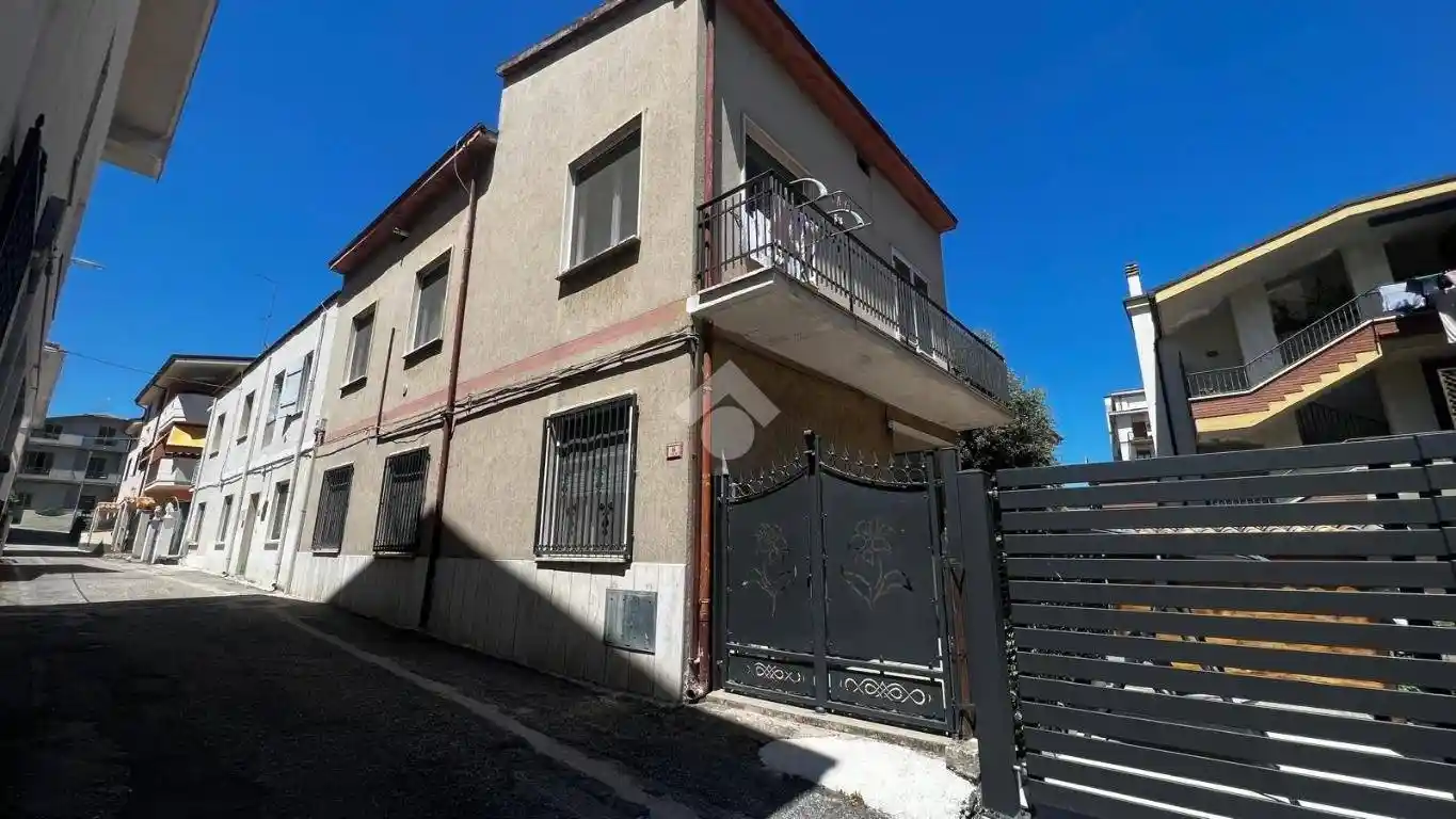 Casa indipendente in vendita a Alba Adriatica