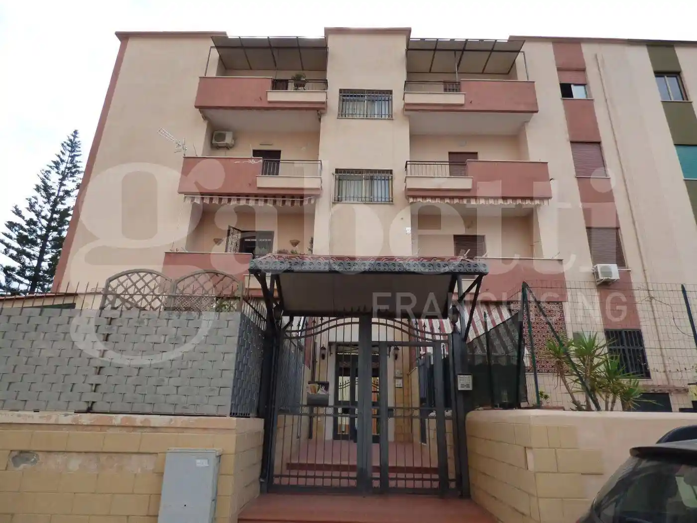 Appartamento in vendita a Palermo