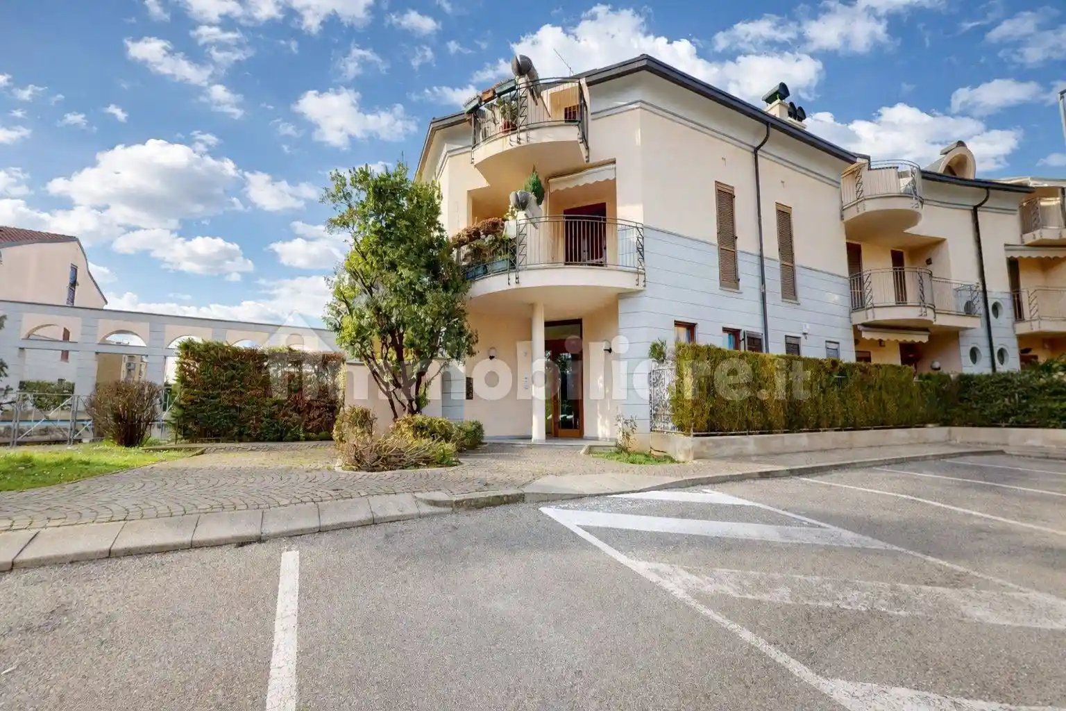 Appartamento in vendita a Besana in Brianza