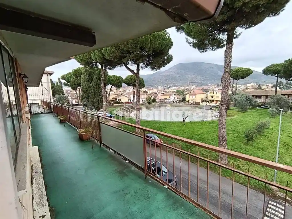 Appartamento in vendita a Cave