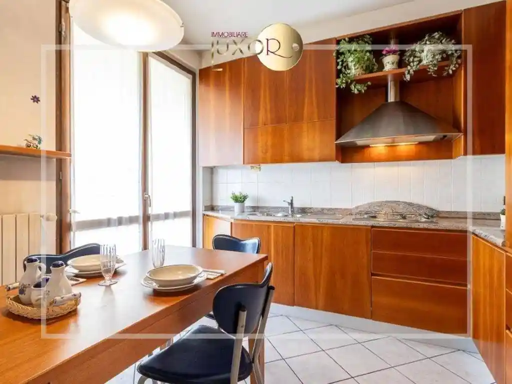 Appartamento in vendita a Monticello Brianza