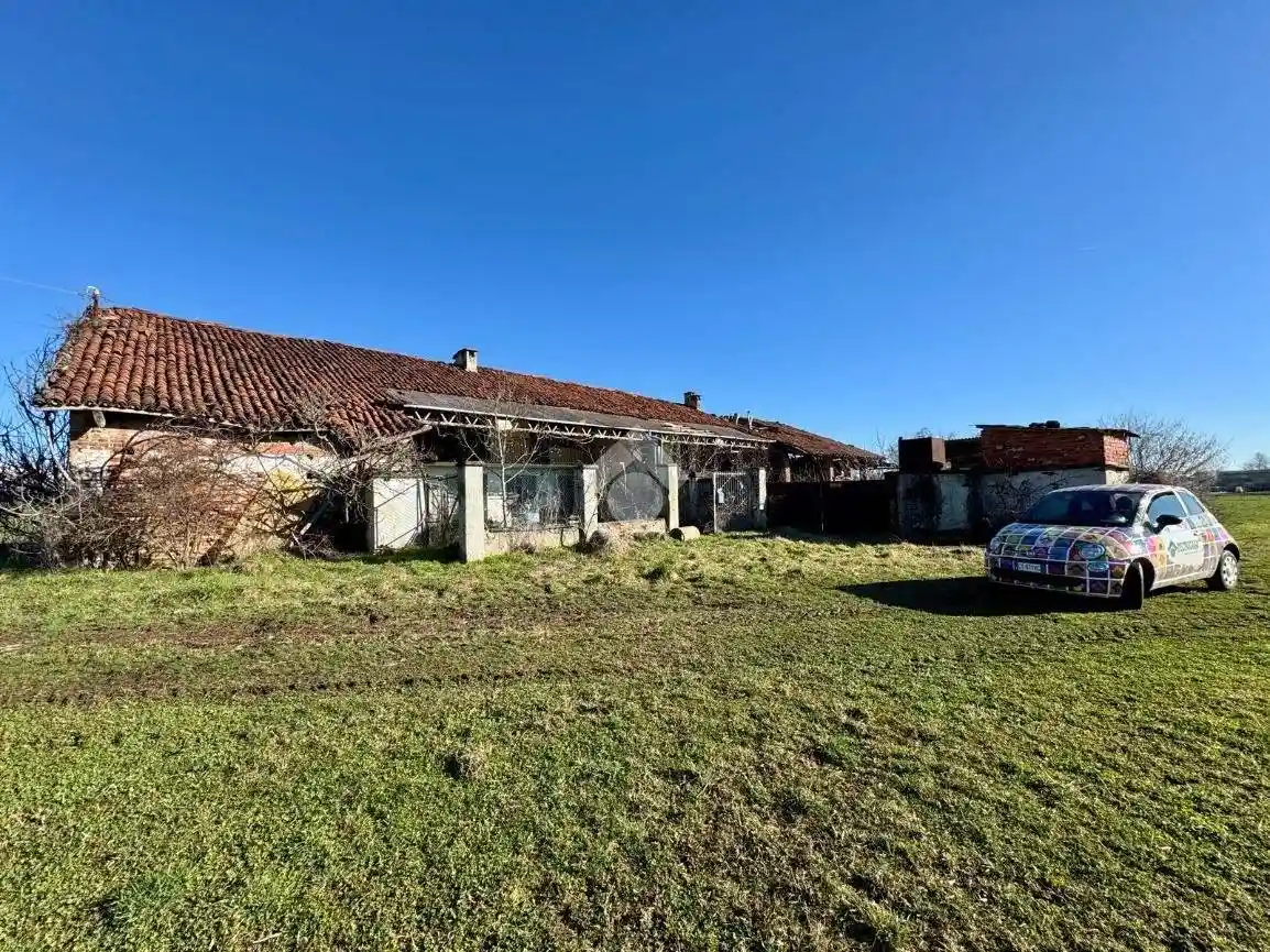 Rustico - Casale in vendita a Leinì