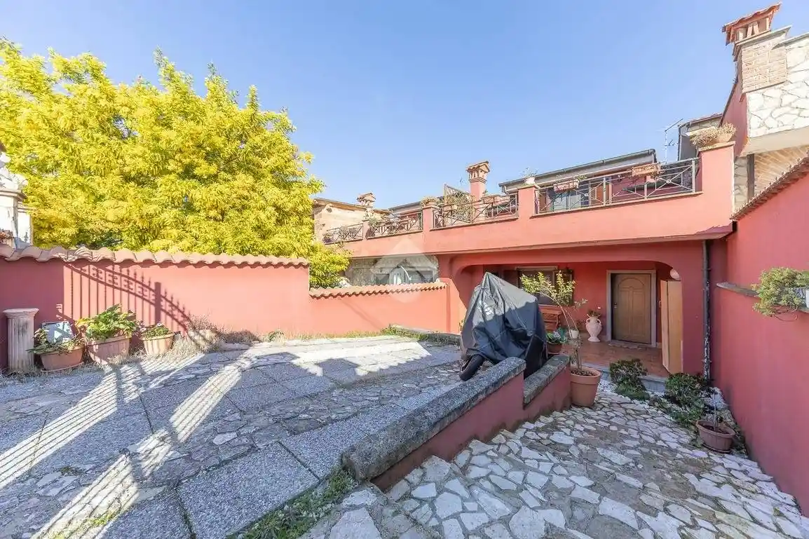 Villetta a schiera in vendita a Sant'Angelo Romano