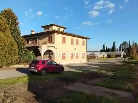 Appartamento in vendita a Montevarchi