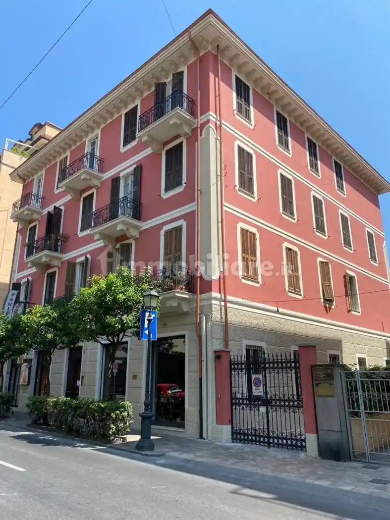 Appartamento in vendita a Alassio