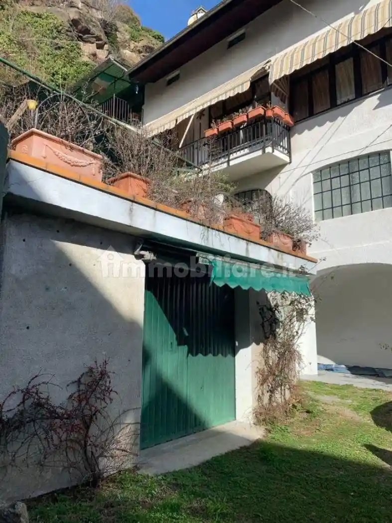 Casa indipendente in vendita a Quassolo