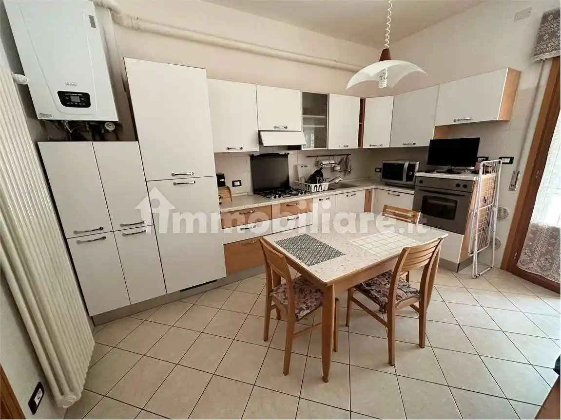 Appartamento in affitto a Imola