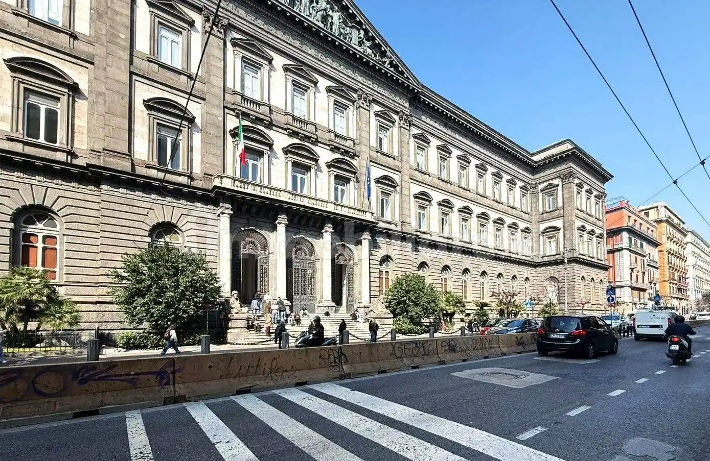 Appartamento in vendita a Napoli