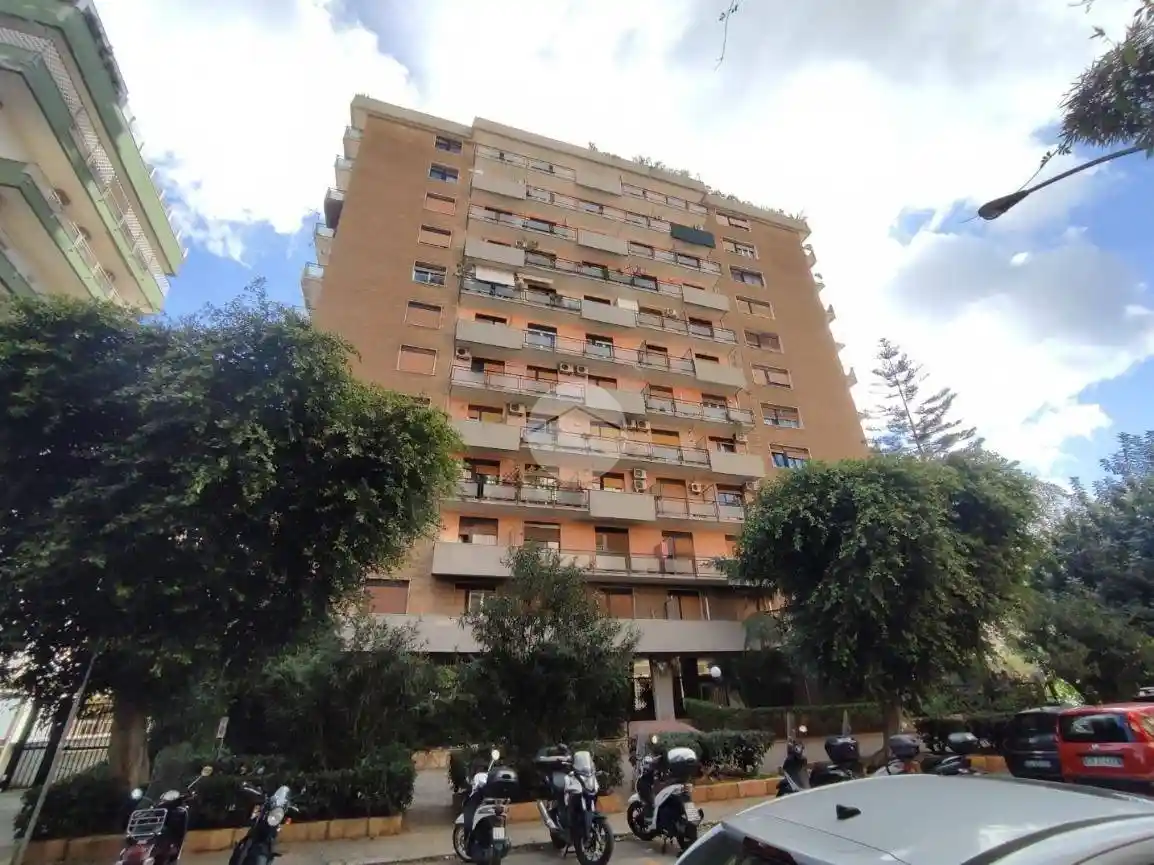 Appartamento in vendita a Palermo