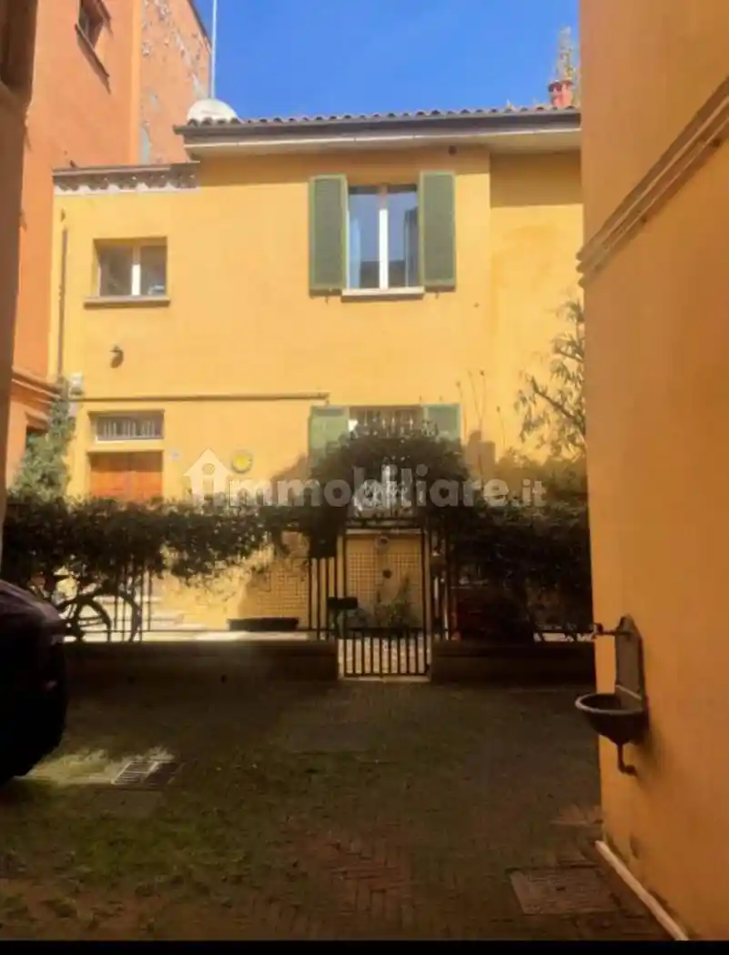 Appartamento in affitto a Bologna