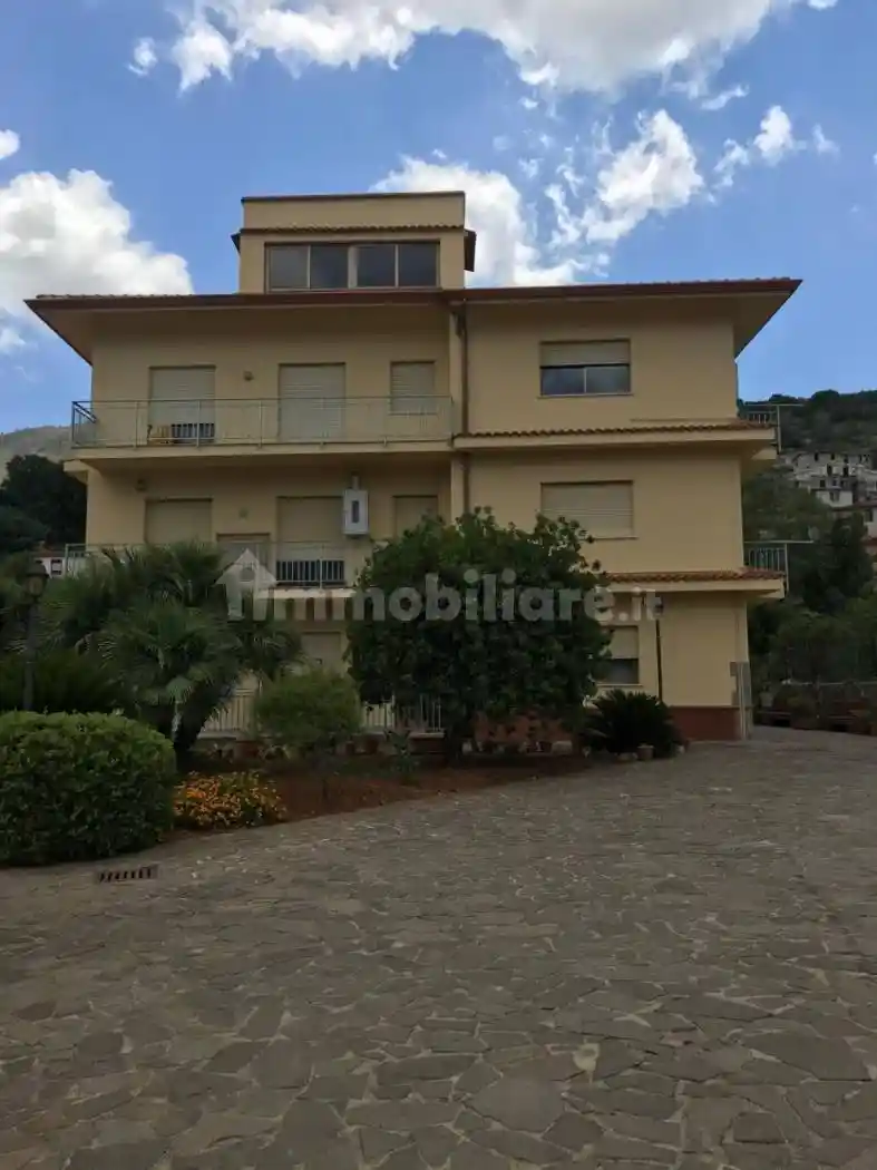 Villa in affitto a Altofonte