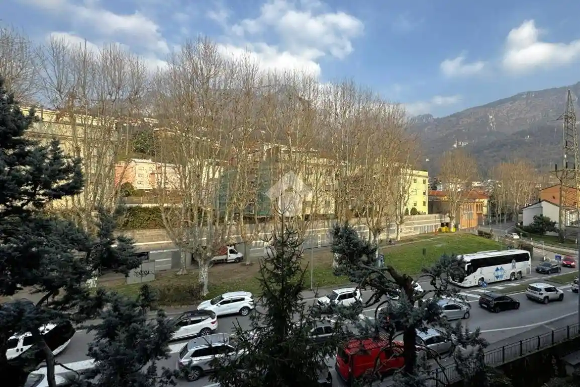 Appartamento in vendita a Lecco