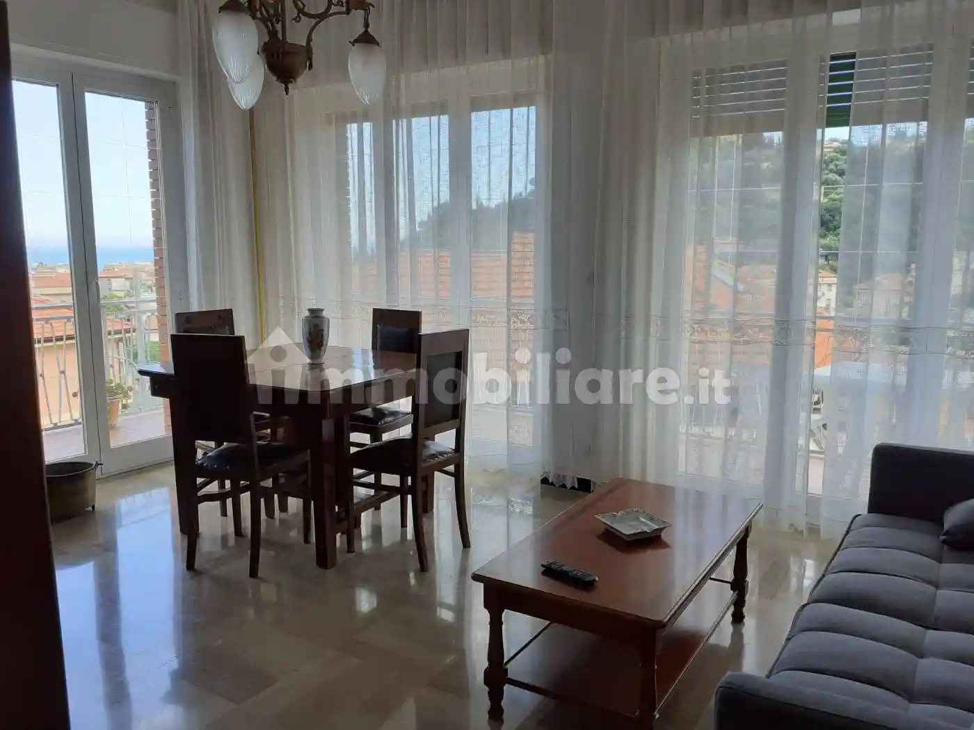 Appartamento in affitto a Alassio