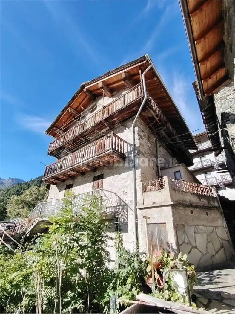 Casa indipendente in vendita a Champorcher