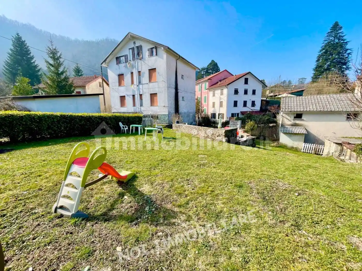 Appartamento in vendita a Montoggio