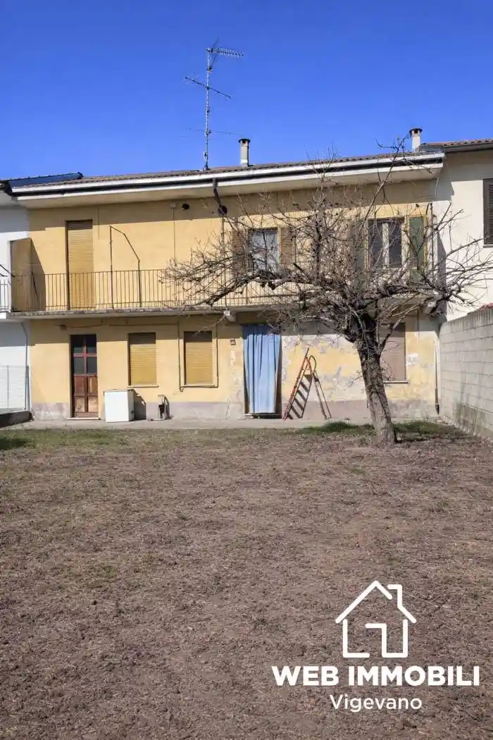 Villa in vendita a Borgolavezzaro