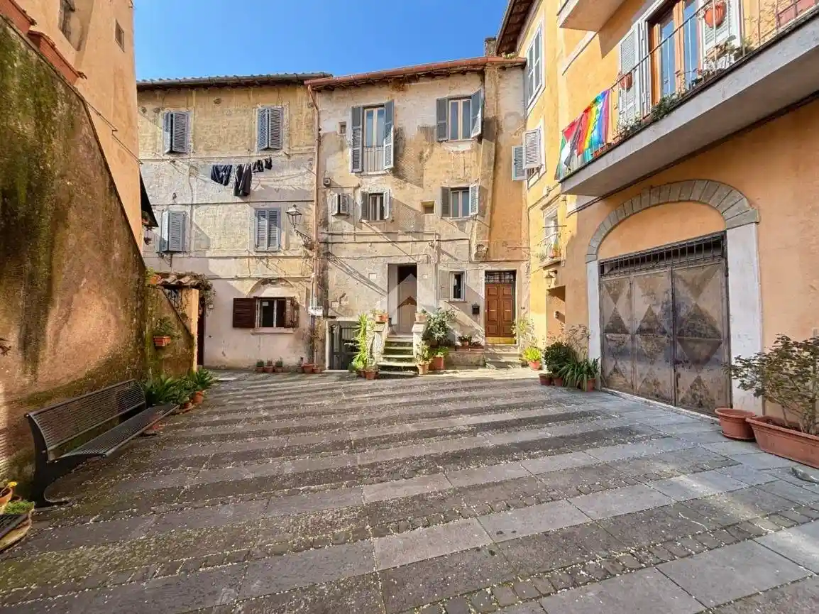 Appartamento in vendita a Genazzano