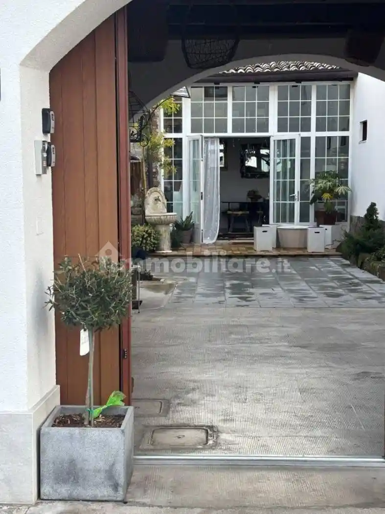 Villa in vendita a Mossa