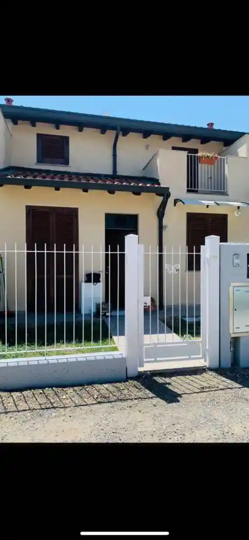 Villetta a schiera in affitto a Bressana Bottarone