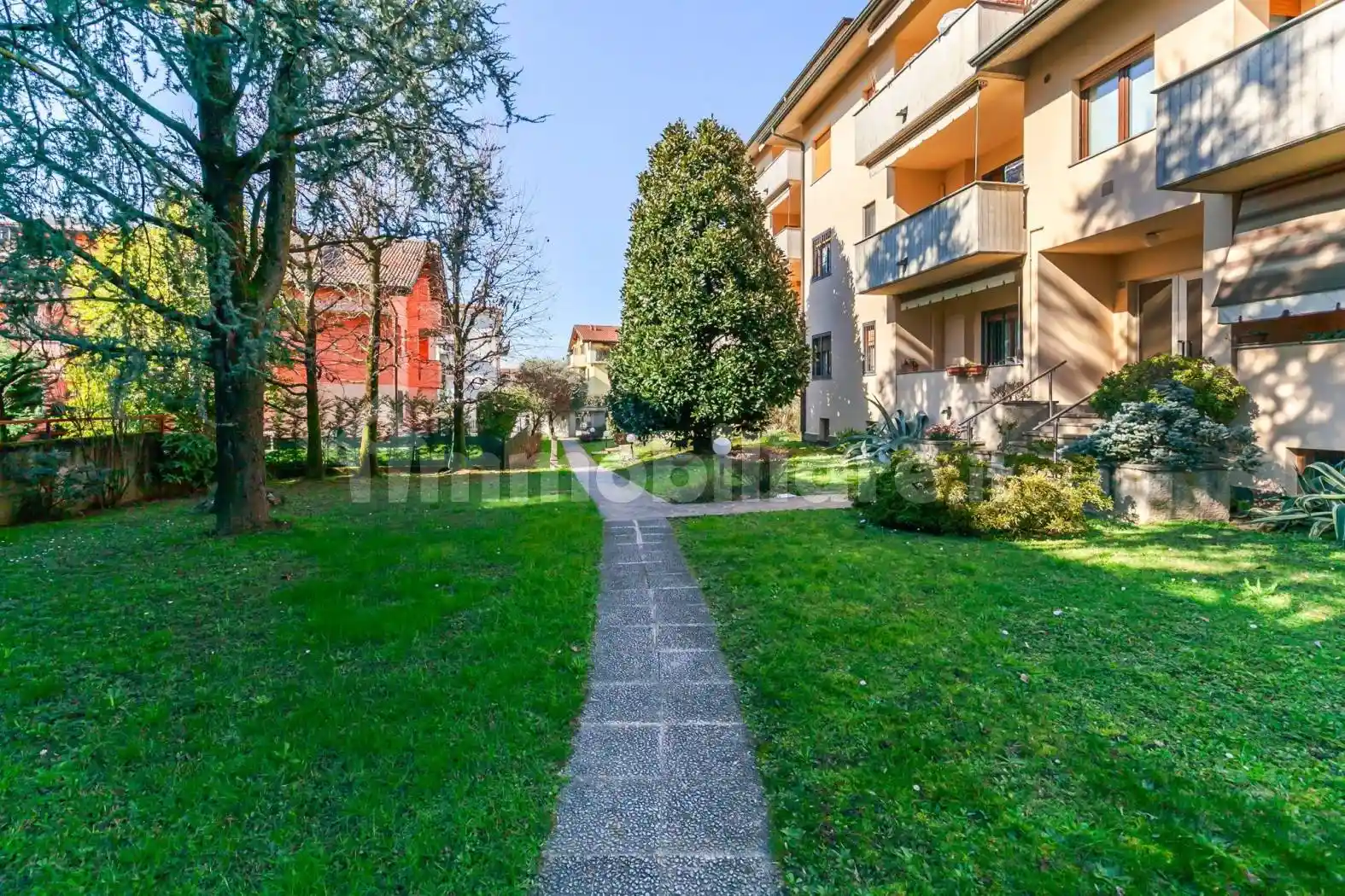 Appartamento in vendita a Bernareggio