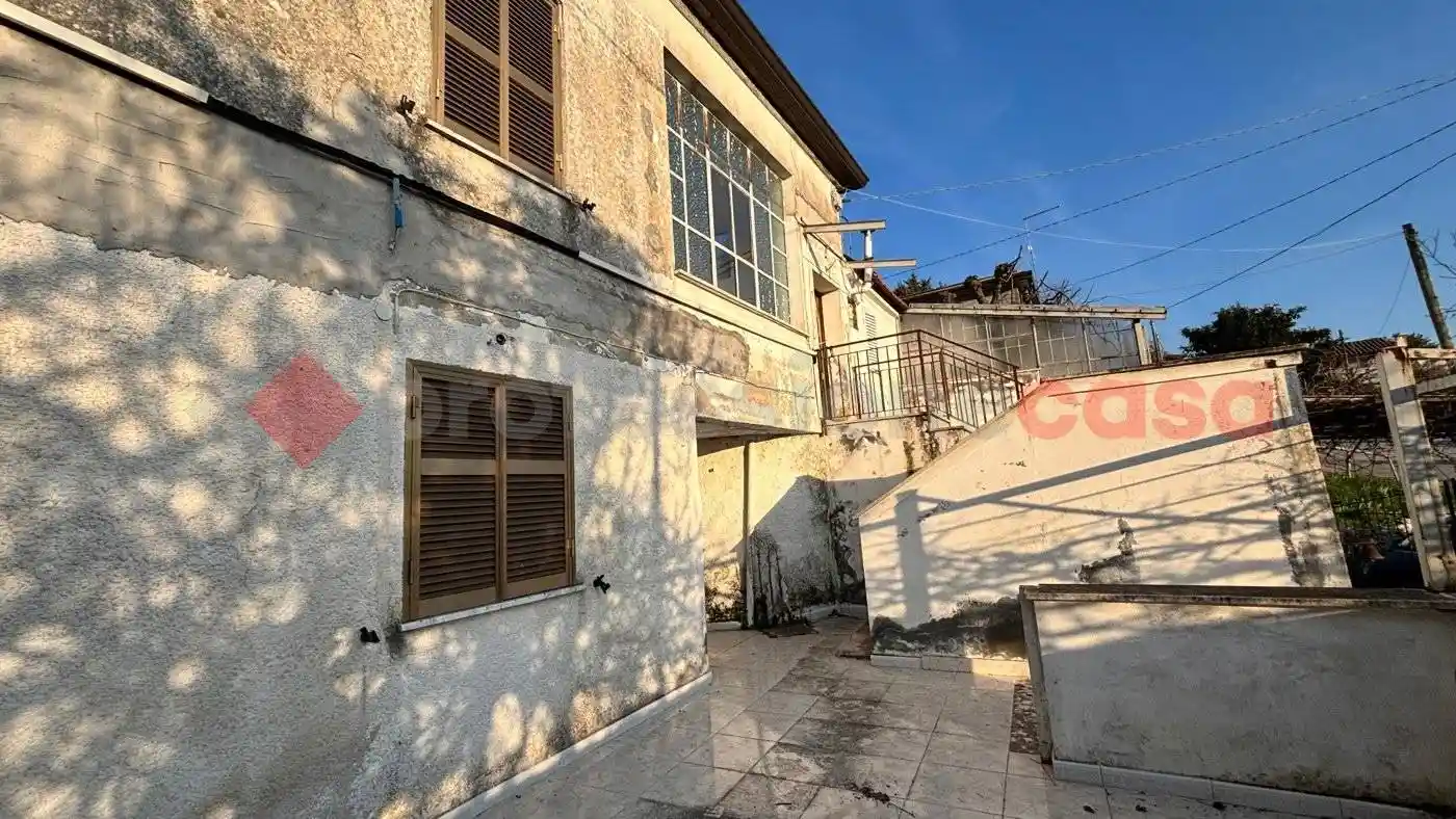 Casa indipendente in vendita a Fumone