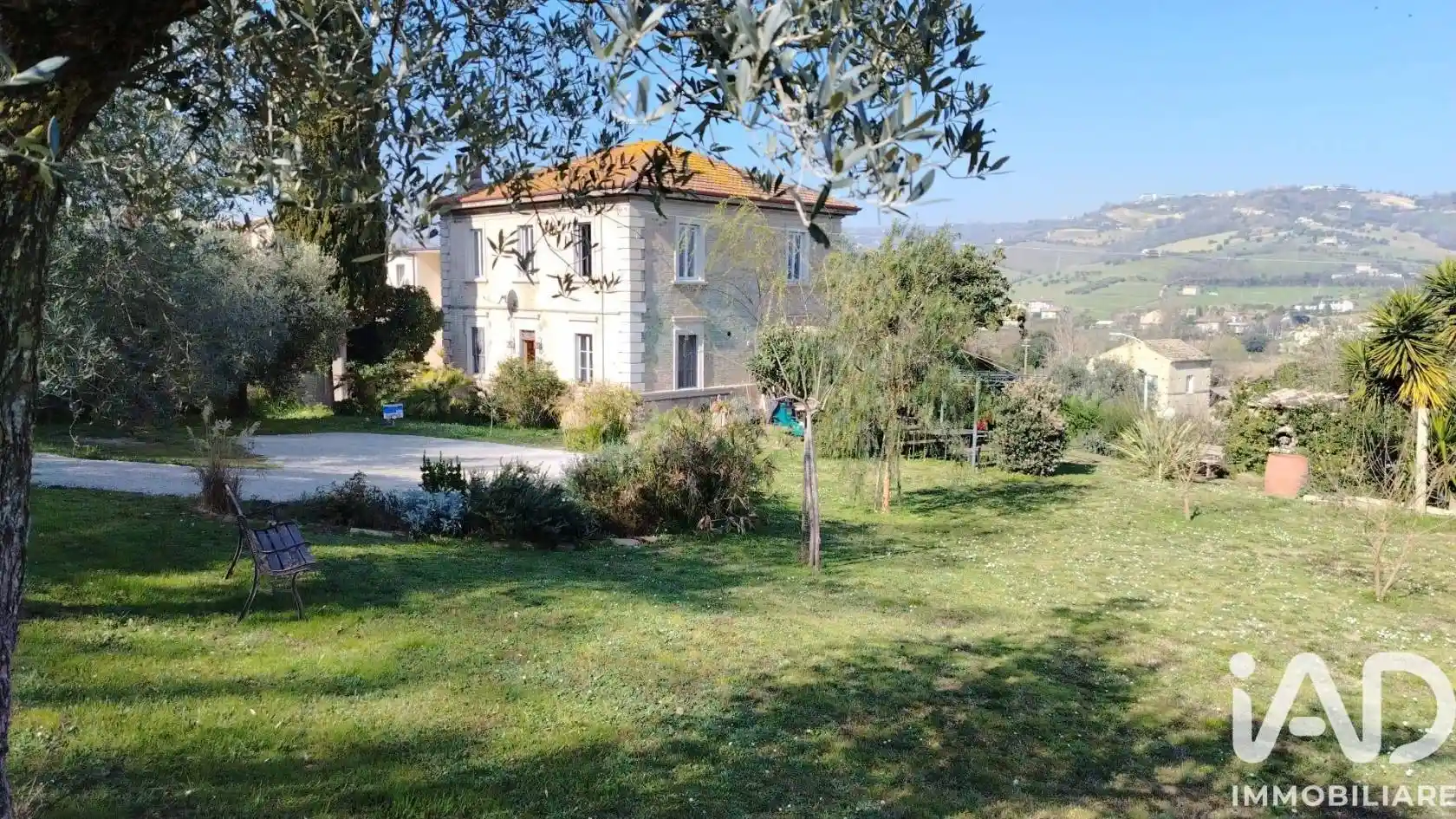 Villa in vendita a Massignano