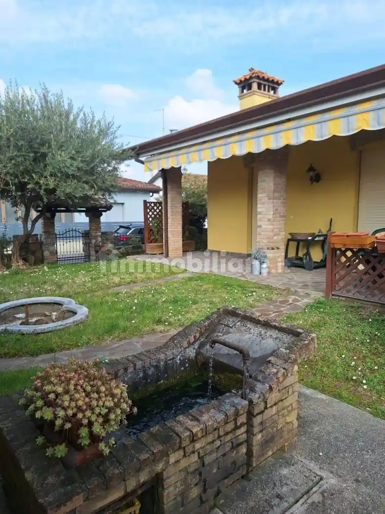 Villa in vendita a Cervignano del Friuli