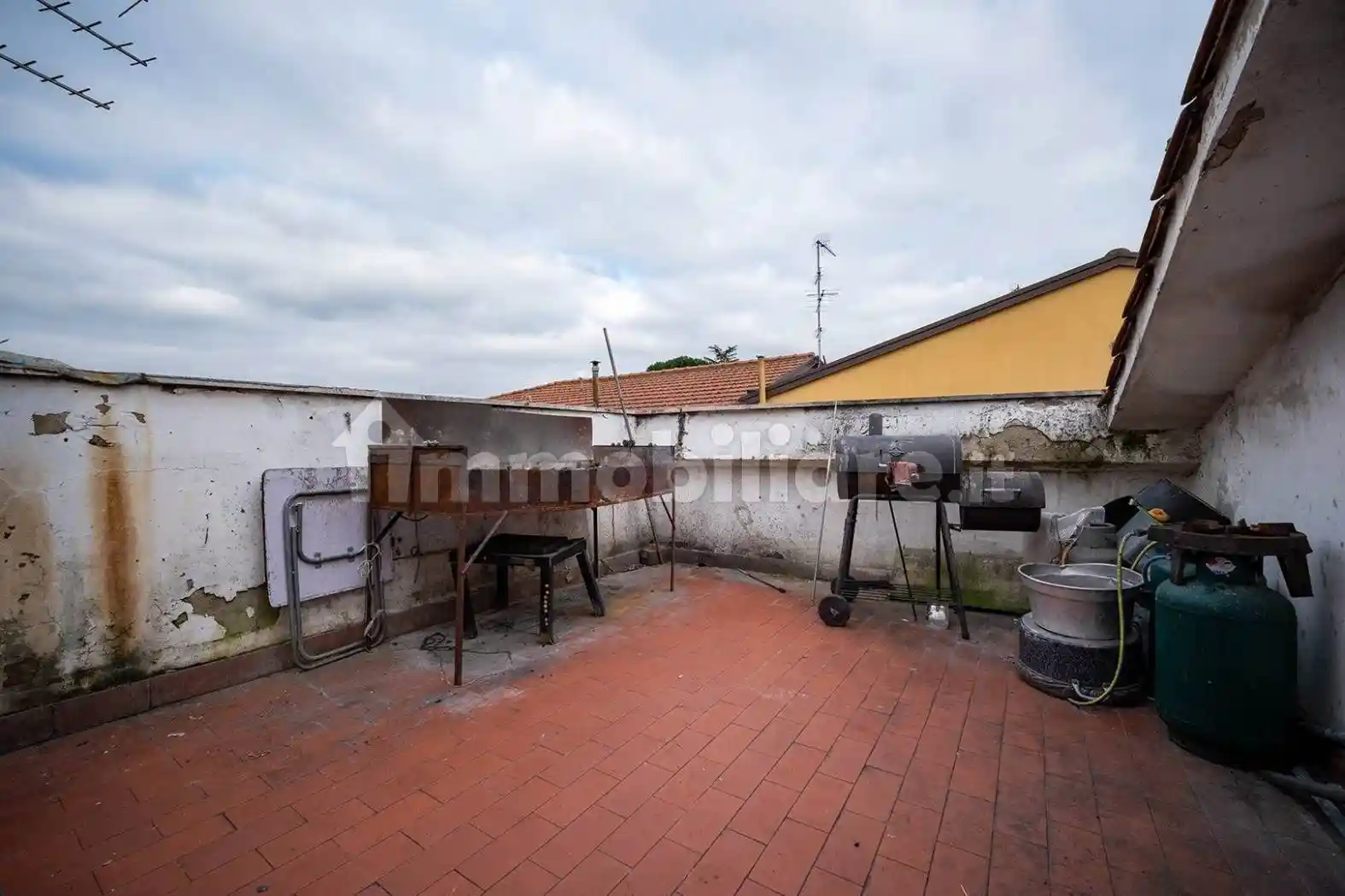 Casa indipendente in vendita a Campi Bisenzio