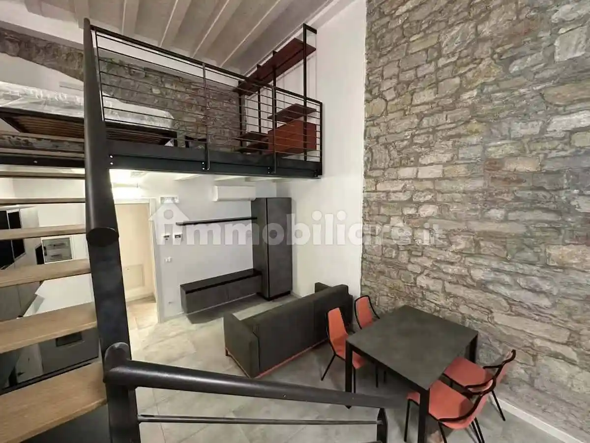 Appartamento in affitto a Trieste