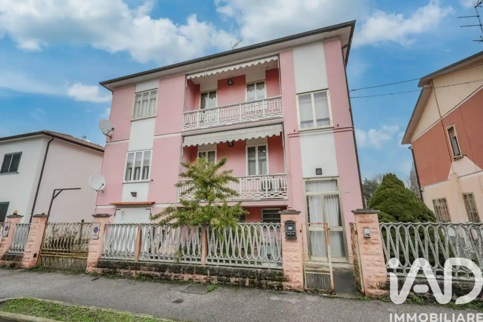 Villa in vendita a Tresignana