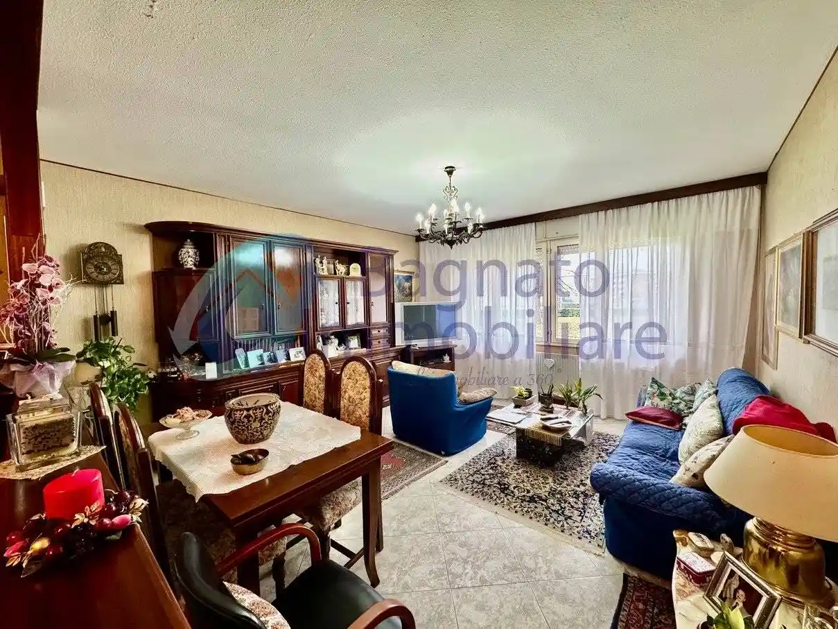 Appartamento in vendita a Novara