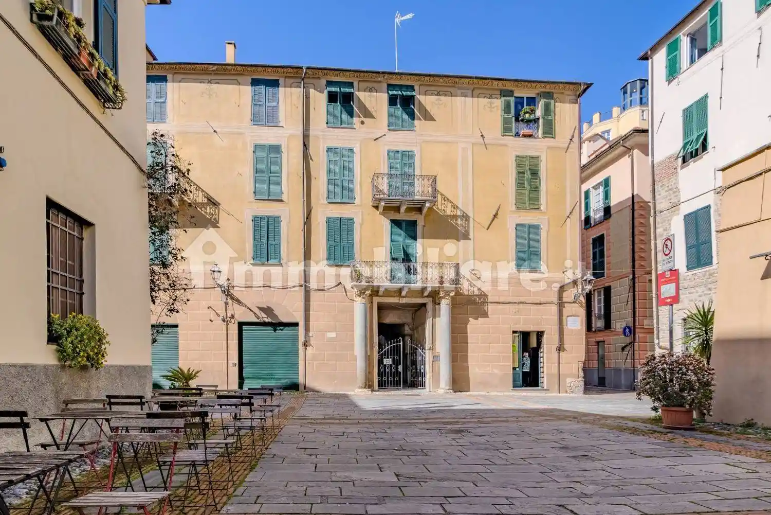 Appartamento in vendita a Albenga