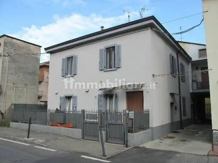 Appartamento in vendita a Limbiate