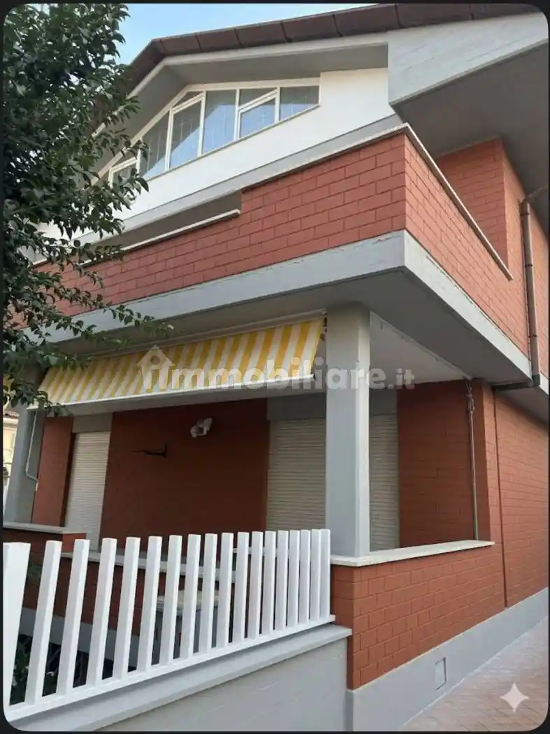 Villetta a schiera in vendita a Latina