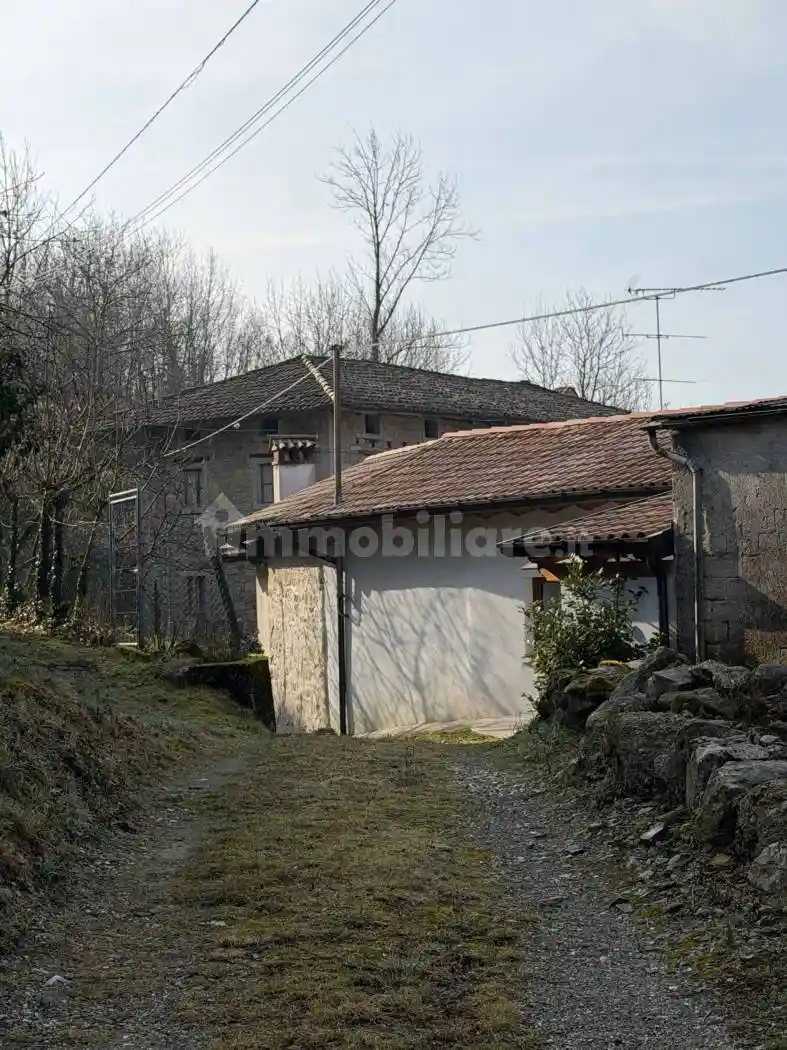 Rustico - Casale in vendita a Stregna