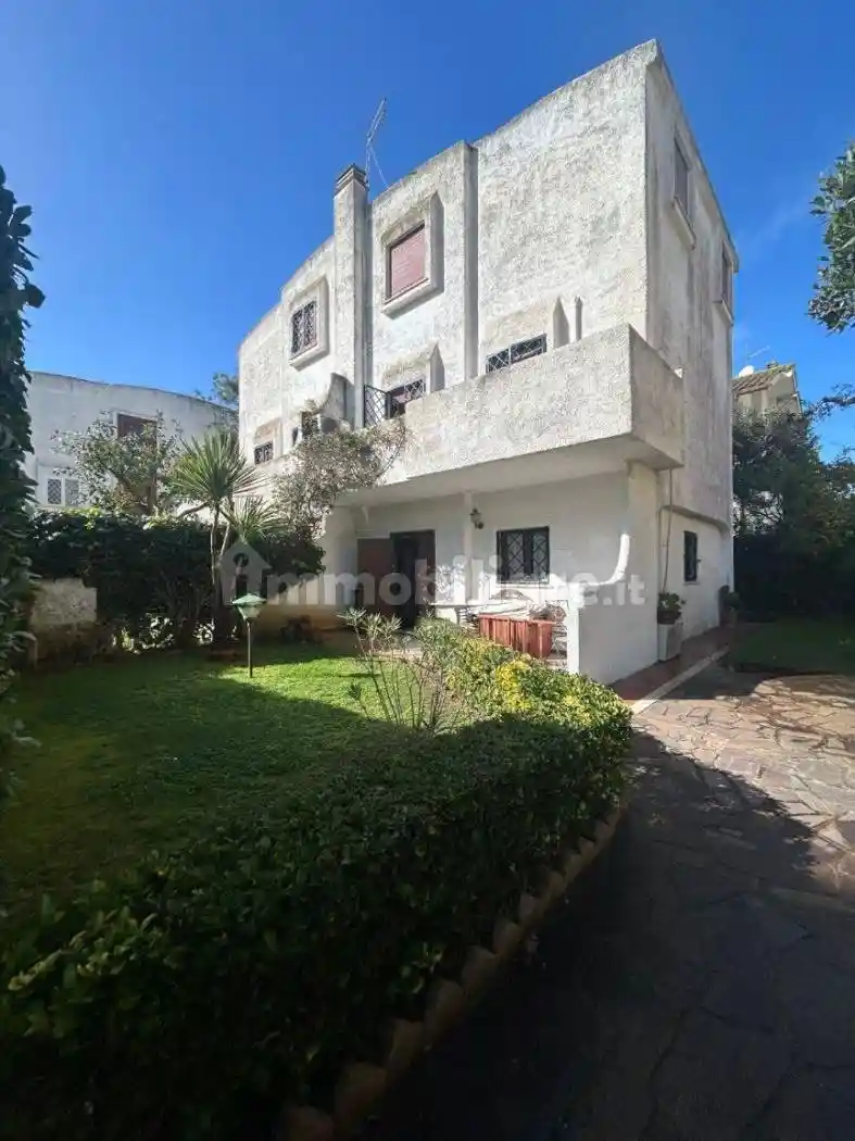 Villa in affitto a Fiumicino