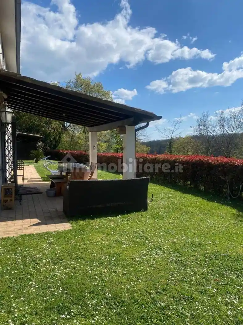 Villa in vendita a Campagnano di Roma