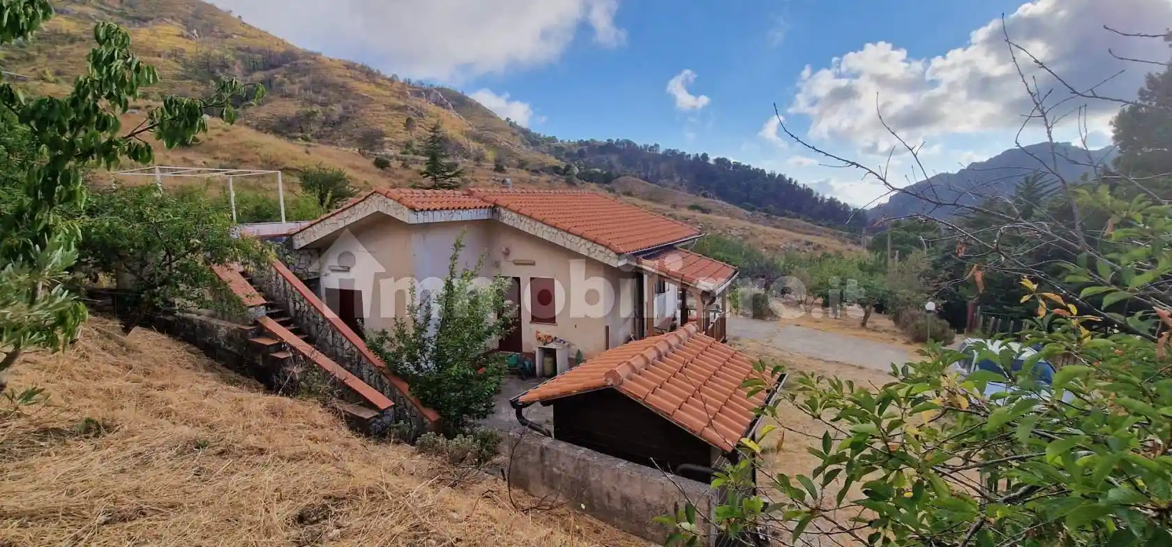 Villa in vendita a Monreale