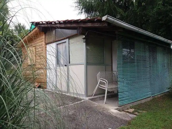 Casa indipendente in vendita a Agrate Conturbia