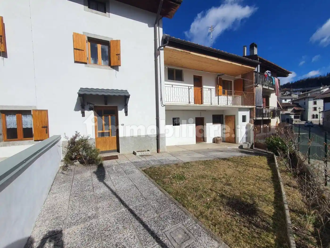 Villa in vendita a Lauco