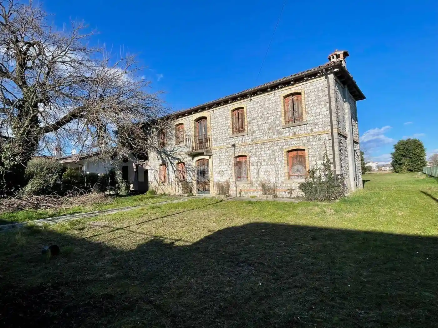 Villa in vendita a Valvasone Arzene