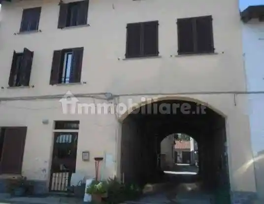 Appartamento in vendita a Basiano