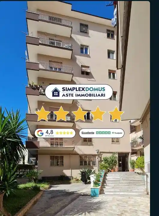 Appartamento in vendita a Napoli