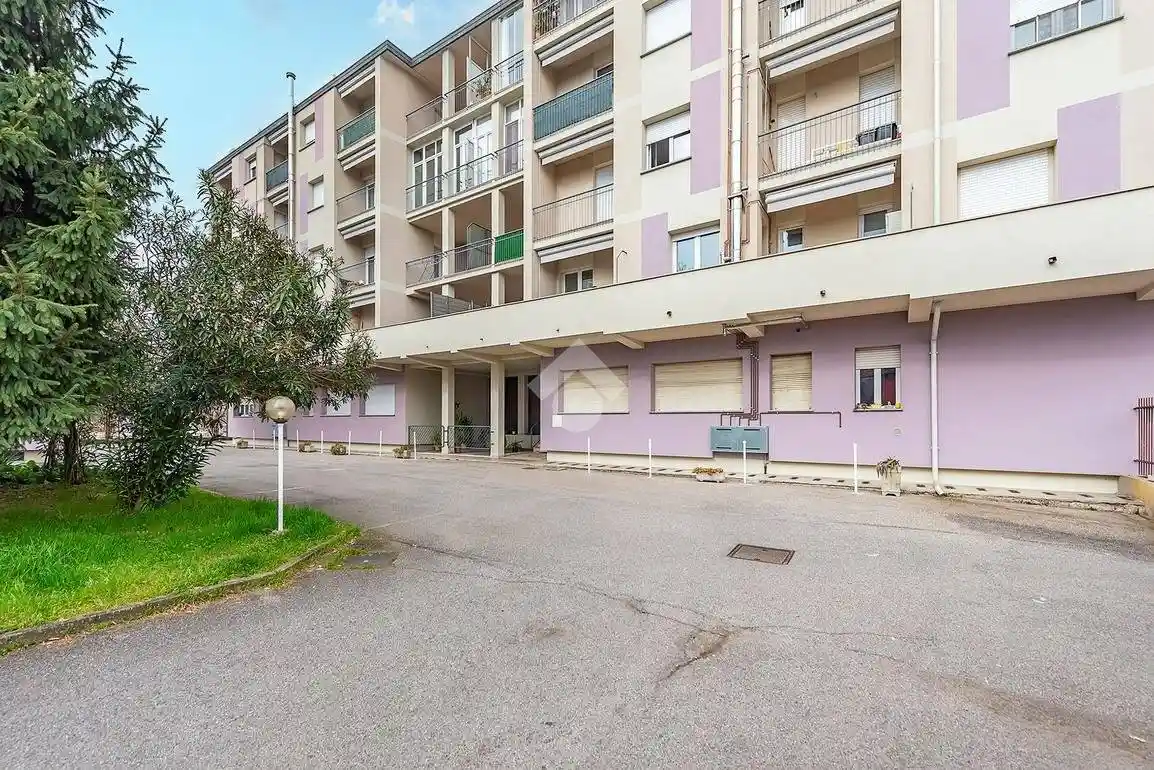 Appartamento in vendita a Rescaldina